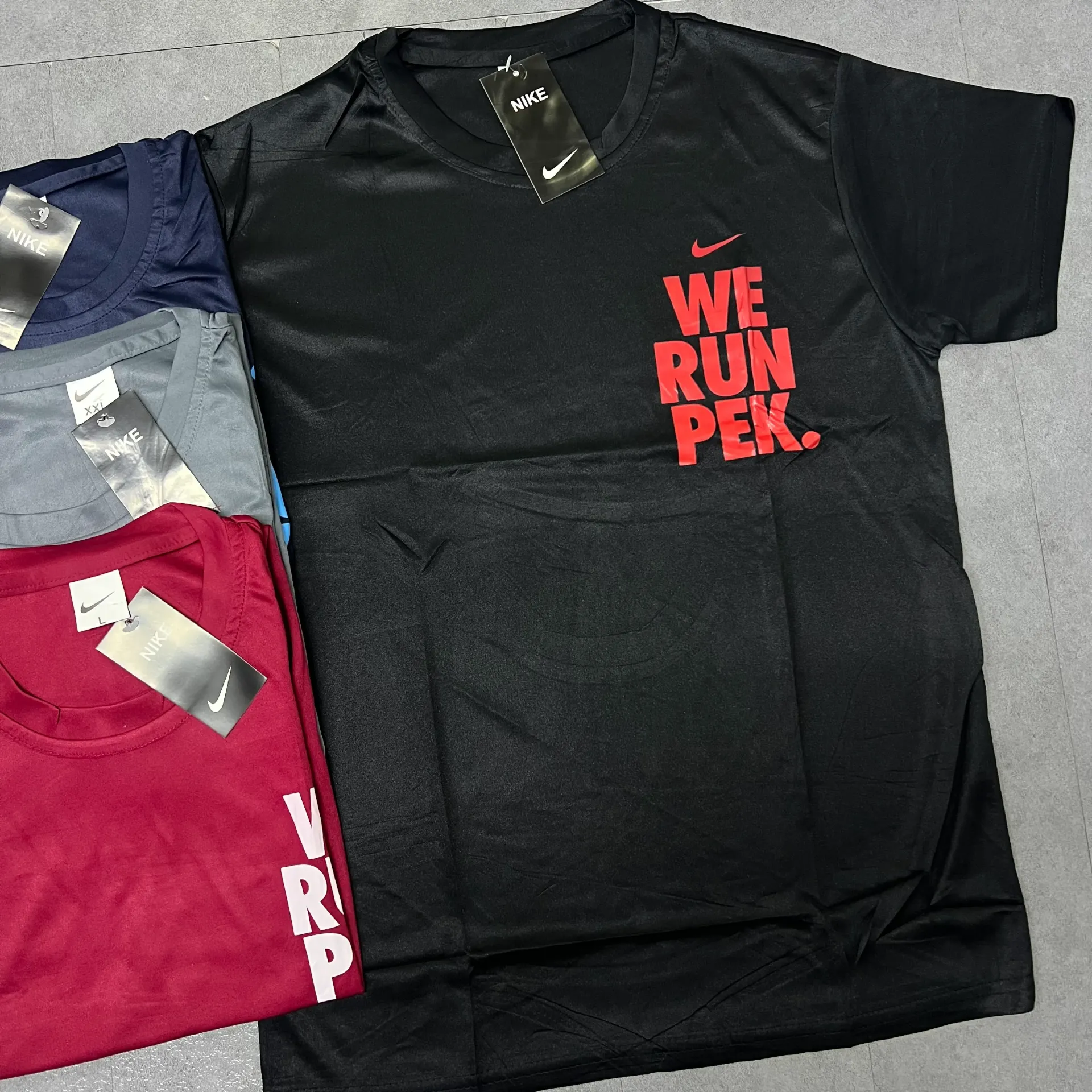 FRANELA DEPORTIVA PROMO - WE RUN PEK (M, NEGRO)