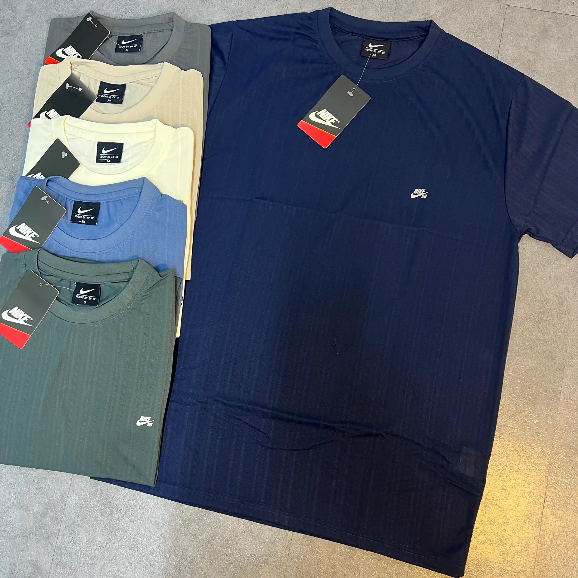 FRANELA DEPORTIVA STREETWEAR (NIKE) - 638NK